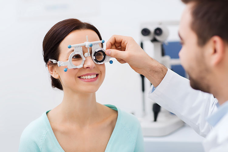 How often should I have a routine eye check-up?