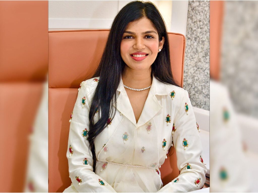 Expert Eye Care in Vidyavihar: Dr. Sonia Maheshwari's Specialist Clinic Doctor Near Me