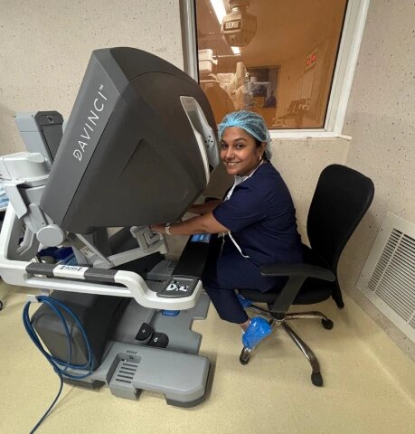 Robotic Gynecologist in Mumbai Robotic Gynecologist in Mumbai